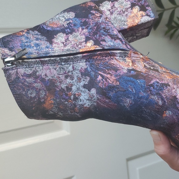 Zigi Soho Funky Metallic Floral Embroidered Textile Boots US 9 - Picture 8 of 9